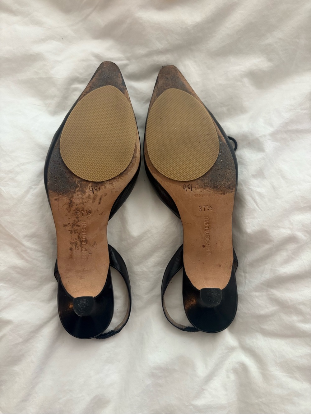 Manolo Blahnik Black Pointed Slingback Kitten Heel with Bow 37.5 - Picture 5 of 10